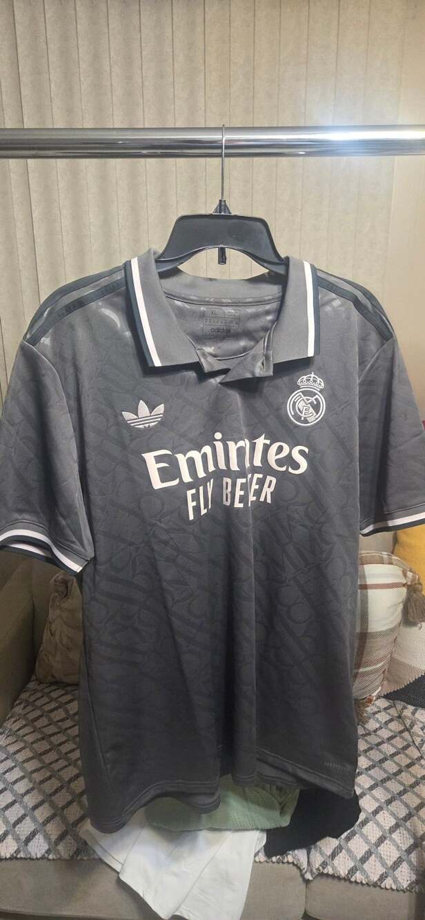 Adidas Real Madrid Jersey Size XL